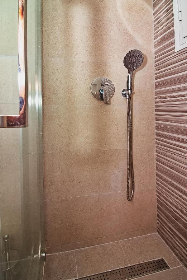 Garitsa Gem Suite コルフ島 エクステリア 写真